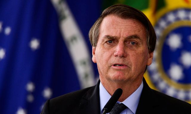 Governo determina viagem de militar a Miami para fazer 'segurança de familiar de Bolsonaro'; Planalto não confirma se presidente vai aos EUA