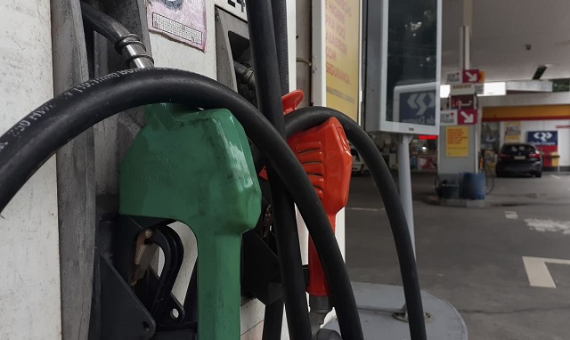 Petrobras reduz preço de gasolina em R$ 0,25 por litro