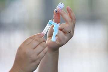 Pais que não vacinaram filhos no Dia D podem procurar postos de saúde