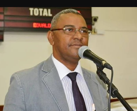 Ex-vereador Isaías de Diogo lança pré-candidatura a deputado e dispara: ‘Defendo como vice para a chapa de Neto uma mulher’