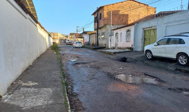 Morador reclama de más condições em ruas do bairro Baraúnas