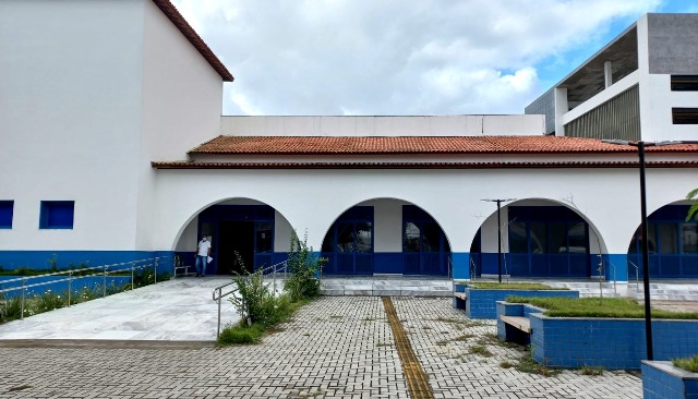 Complexo educacional de Feira de Santana / Centro Municipal Integrado de Educação Inclusiva-complexo educacional