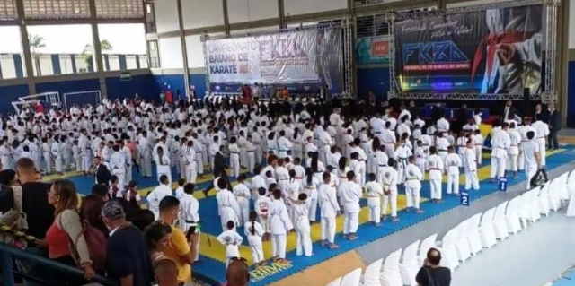 Atletas de mais de 50 cidades participam de Campeonato Baiano de Karatê em Feira de Santana