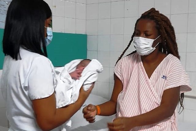 Hospital da Mulher abre campanha de incentivo à amamentação