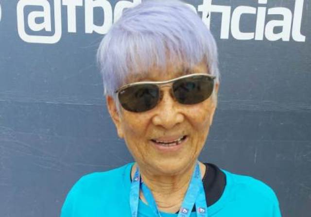 Atleta de 80 anos bate recorde baiano em torneio master de natação