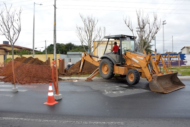 Prefeitura Inicia obras para implantação da rede de drenagem pluvial na avenida Centenário