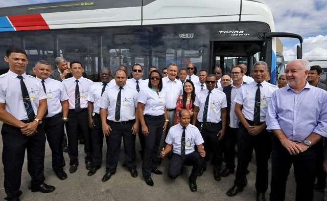 Rui Costa anuncia redução de ICMS para ônibus do transporte público no estado