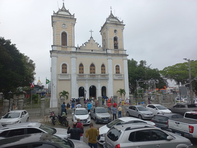 Missa em celebração aos 189 anos de emancipação política é realizada em Feira de Santana