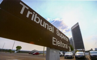 TSE dá prazo de 48 horas para o ministério da Defesa informar sobre auditoria de urna