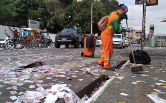 Serviços Públicos recolheu 75 toneladas de santinhos no primeiro turno das eleições
