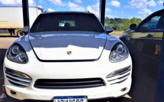 Porsche Cayenne roubado apreendido