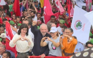 Lula faz campanha em BH com Simone Tebet e Marina Silva e diz que trabalha para reduzir a abstenção no 2º turno