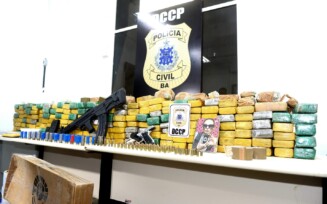 Operação apreende 200 quilos de droga em laboratório no Cantagalo; quadrilha tem ligação com morte de policial