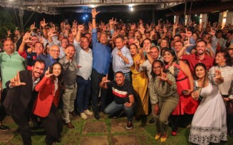 Em encontro com prefeitos, Rui celebra eleição de Jerônimo: “é a vitória de um projeto”