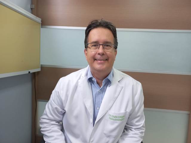 Médico radio-oncologista André Campana