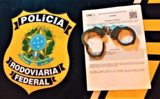 PRF cumpre mandado de prisão em Itajuípe-BA