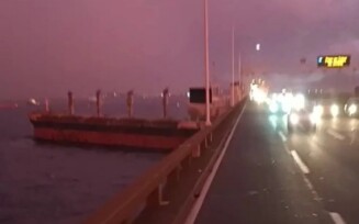 Ponte Rio-Niterói é liberada parcialmente após batida de navio