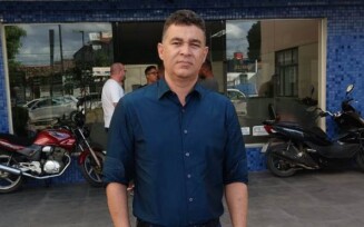 O vereador Marcos Lima (DEM) registrou um Boletim de Ocorrência (BO) contra o vereador Edvaldo Lima (MDB), na tarde desta terça-feira (22), no Complexo de Delegacias do bairro Sobradinho, em Feira de Santana. (Foto: Paulo José/ Acorda Cidade)