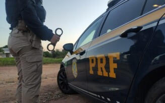 PRF flagra furto a caminhão, prende suspeitos e recupera itens furtados em Uruçuca