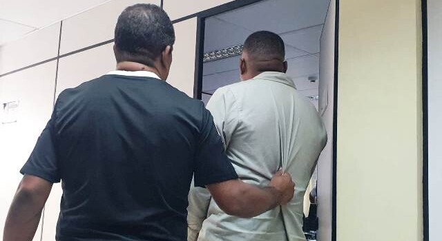 Suspeito de matar ex-namorada na Mangabeira é preso em flagrante. (Foto: Aldo Matos/ Acorda Cidade)