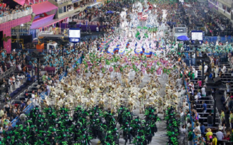 Ingressos para desfile das escolas de samba do Rio de Janeiro começam a ser vendidos