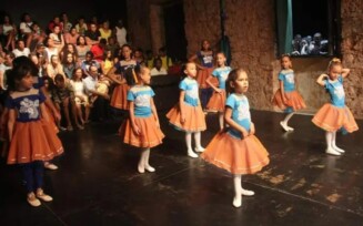 Barracão das Artes abre inscrições para cursos de teatro e artes integradas em Salvador