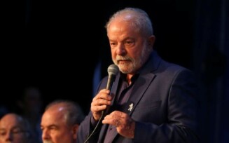 O presidente da República eleito, Luiz Inácio Lula da Silva fala participa do evento de encerramento dos trabalhos dos grupos técnicos do Gabinete de Transição