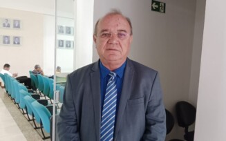 José Carneiro diz que é ‘boicote’ ausência de vereadores na Câmara nesta semana