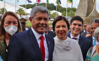 Jerônimo Rodrigues chega à Assembleia Legislativa para tomar posse do cargo de governador da Bahia