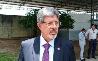 Secretário de Administração Penitenciária e Ressocialização visita Conjunto Penal de Feira de Santana
