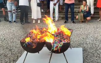 Pedidos e fitinhas do Senhor do Bonfim são incinerados em ritual na Bahia