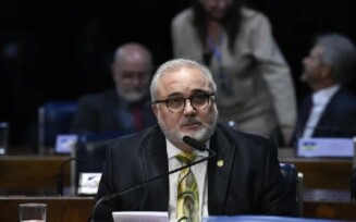 Jean Paul Prates assume presidência interina da Petrobras