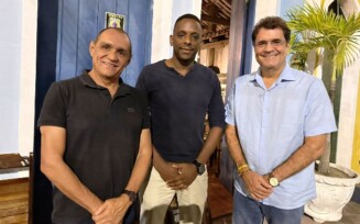 Roberto Tourinho, médico Gileno e Angelo Almeida_ Foto Divulgação