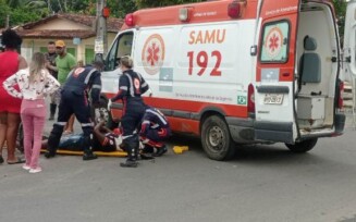 Colisão entre veículo e moto deixa uma pessoa ferida na Avenida Eduardo Froés da Mota