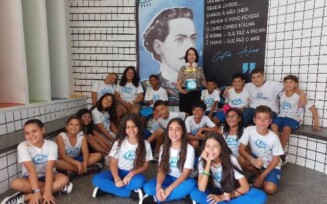 Escola Castro Alves completa 52 anos educando gerações