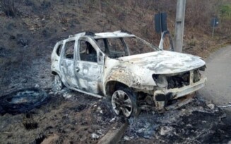 Carro de vendedor que está desaparecido é encontrado queimado em Simões Filho
