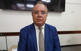 Vereador José Carneiro critica abertura do comércio no dia 21 de abril: ‘Vejo isso com indignação’