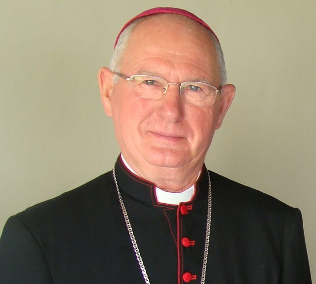 Dom Itamar Vian - arcebispo emérito feira de santana  - alegre e dedicado - celibato - podcast escuto cá entre nós - acorda cidade - vida sacerdotal - religioso - 