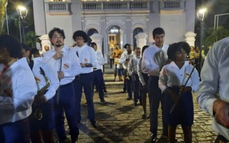 Solenidade de aniversário da Guarda Municipal e Filarmônica 25 de março reúne comunidade e autoridades em Feira de Santana