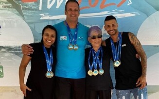 Nadadores de Feira de Santana conquistam medalhas no Torneio Abertura da Natação Master 2023