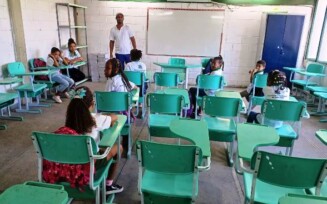 Escola municipal_ sala de aula_ foto Paulo José Acorda Cidade