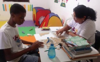 Associação presta serviço especializado para crianças autistas em Feira de Santana