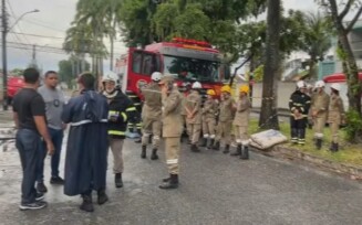 Incêndio em abrigo mata três crianças e uma mulher e deixa 13 feridos no Recife