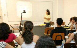 Governo garante promoção na carreira para professores de quatro universidades baianas