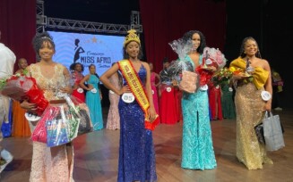 Com teatro lotado, Concurso Miss Afro Feira de Santana realiza final da 6ª edição