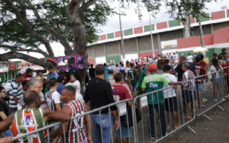Fluminense inicia venda de ingressos para partida contra Juazeiro