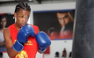 Projetos sociais revelam novos talentos do boxe e aproximam juventude baiana da prática esportiva