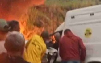 Acidente na BR-263: colisão entre três carros resulta em morte e veículo em chamas