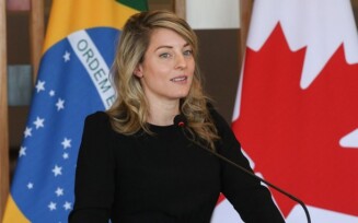 Governo Brasileiro recebe chanceler canadense Mélanie Joly