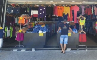Sem clientes, sem lucro: feriado de Sant'Ana revela necessidade de mudança na abertura do comércio